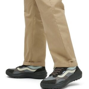 VANS ULTRARANGE NEO VR3 - light green black size 11